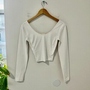 Lululemon White Stretchy Long Sleeve Crop Top